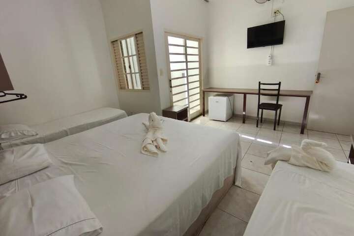 Room 2 of 50