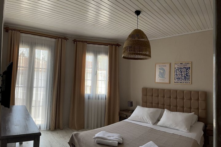 Room 8 of 22