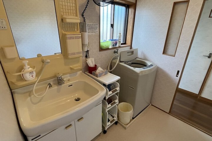 Room 19 of 29