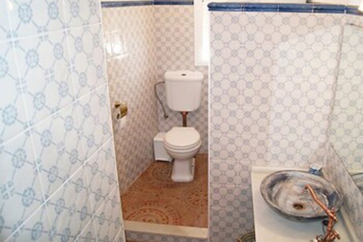 Room 2 of 11