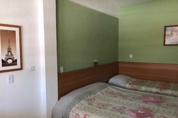 Room 11 of 36