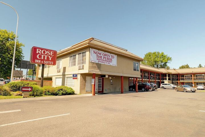 Rose City Inn and Suites