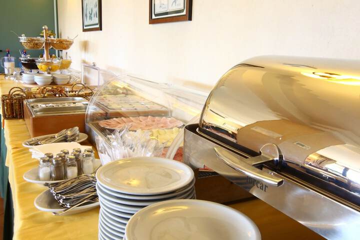 Breakfast/Coffee Service 17 of 17