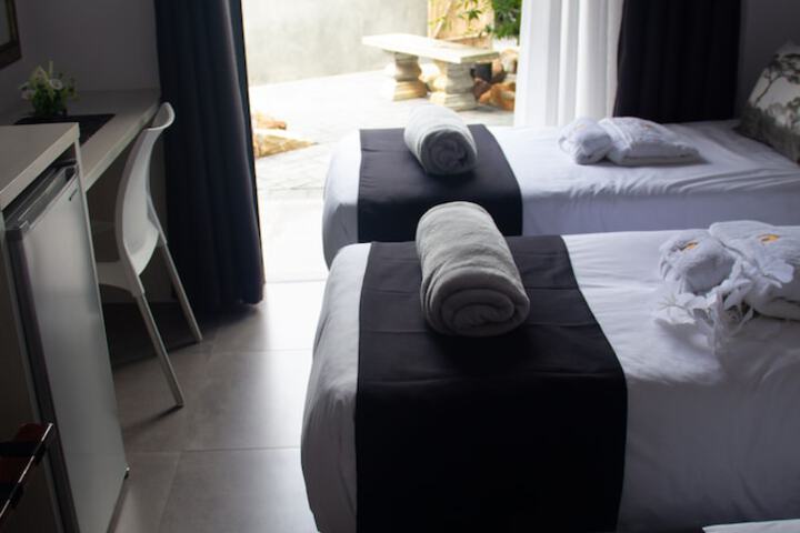 Room 13 of 66