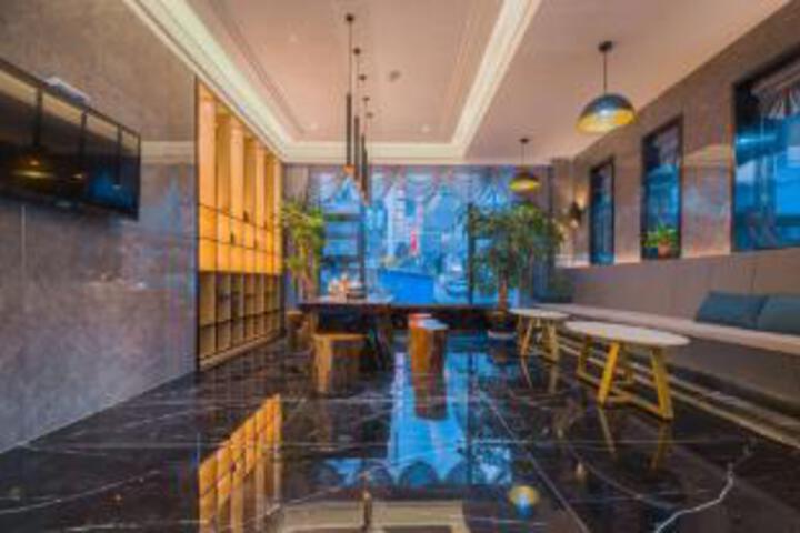 Yuheng Smart Hotel (Dali University First Affiliated Hospital Branch)