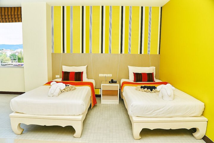 Room 38 of 127