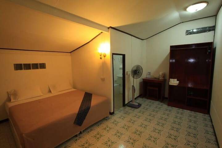 Room 26 of 71
