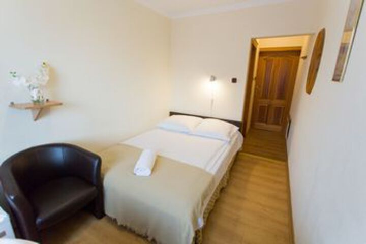 Room 22 of 40