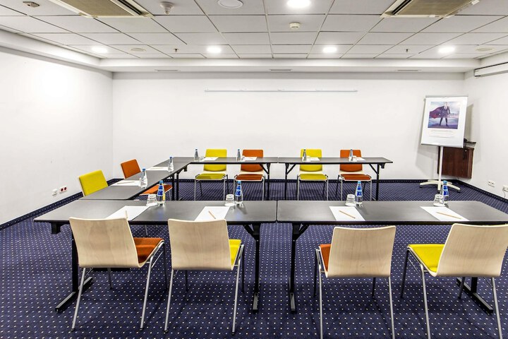 Meeting 187 of 249
