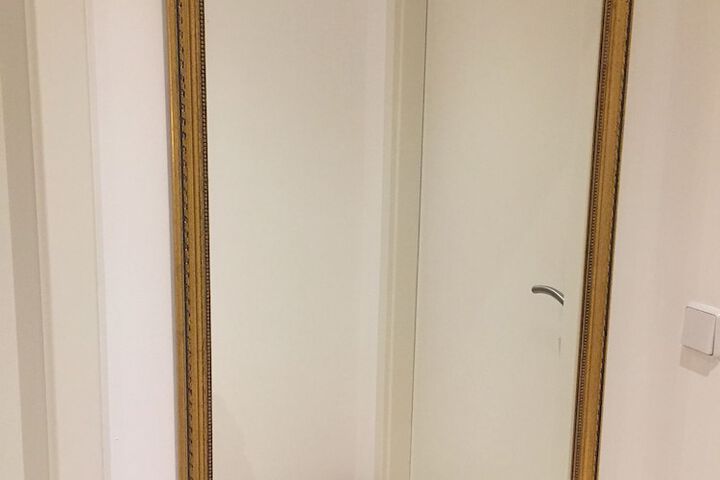 Room 16 of 40