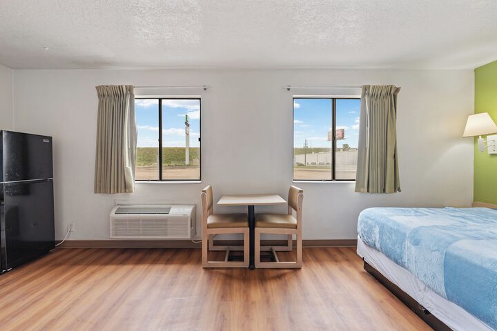 Room 15 of 46
