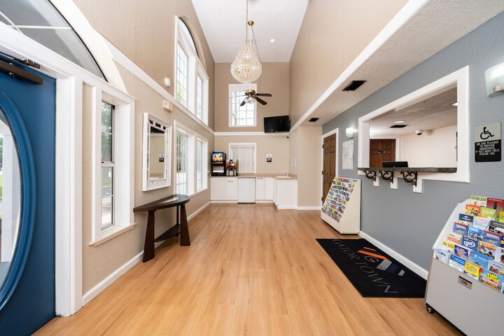 Hotel Interior 2 of 24