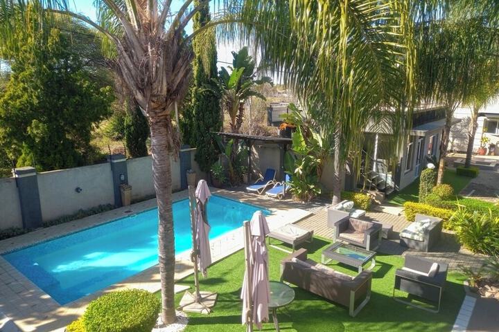 Pool 45 of 57