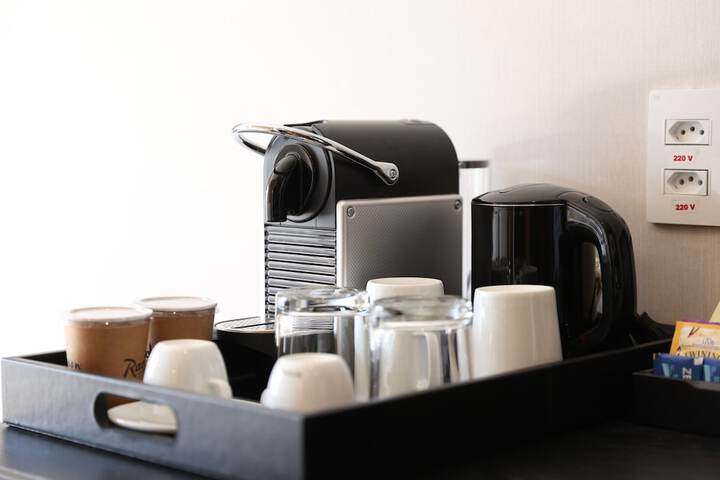 Breakfast/Coffee Service 39 of 93