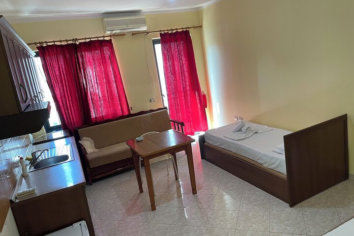 Room 21 of 31