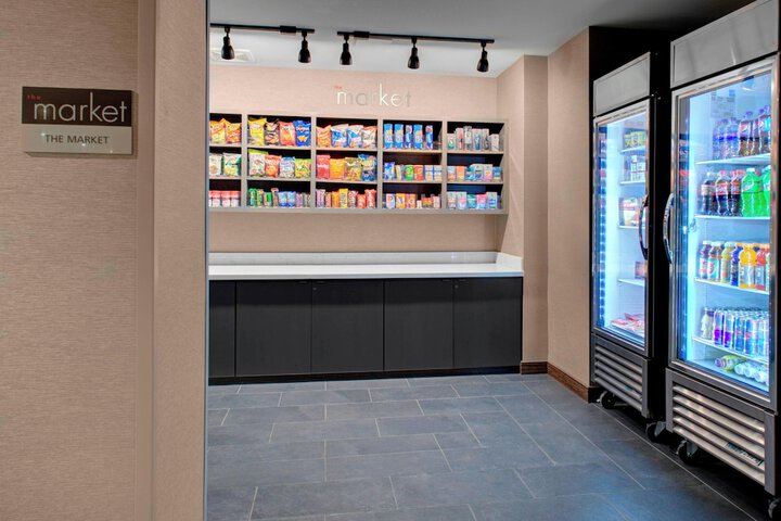Snack bar