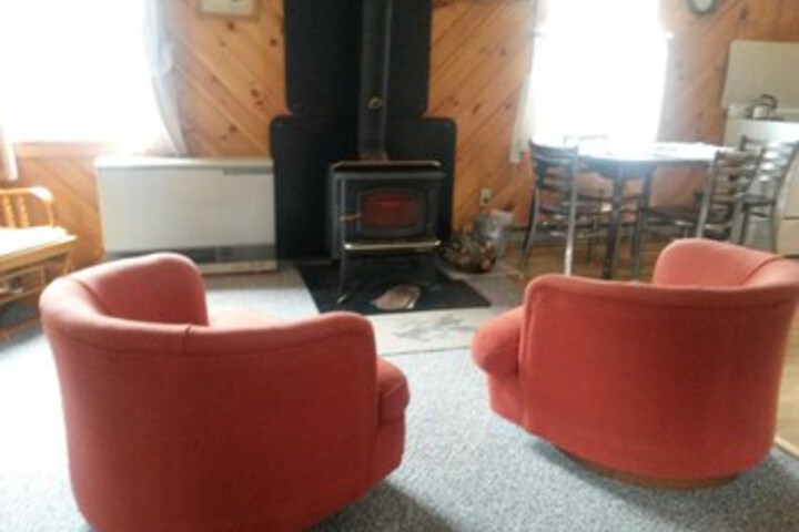 Room 6 of 13