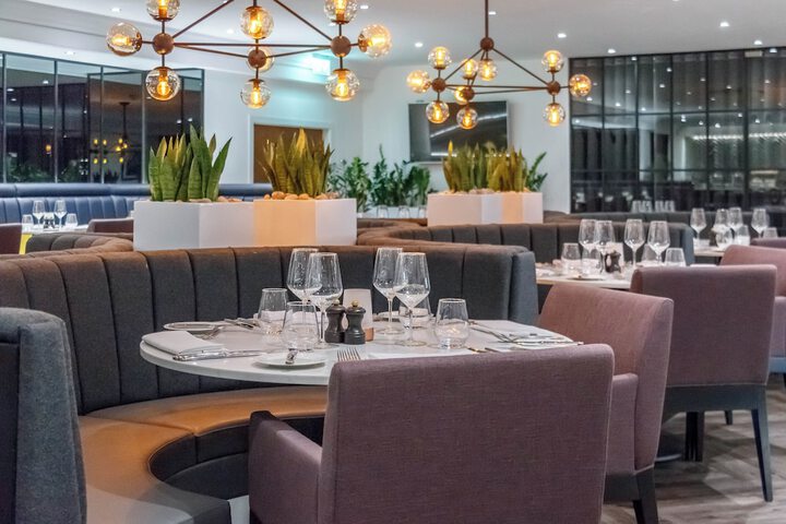 Dining 77 of 149