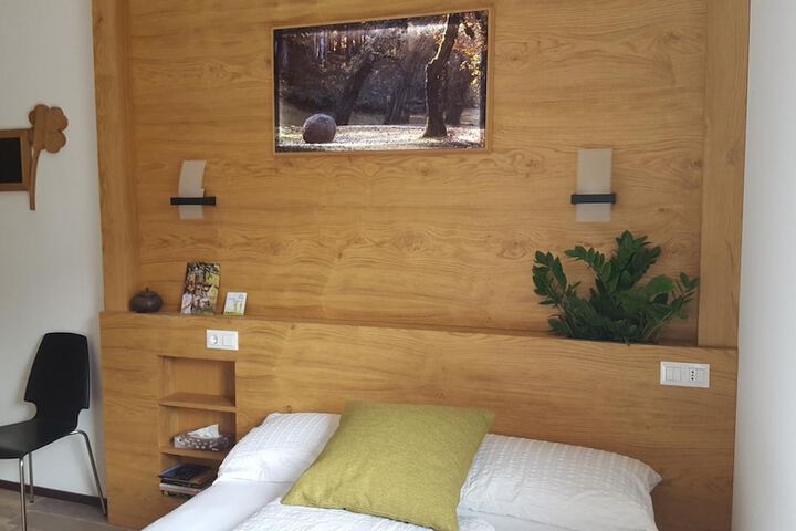 Room 15 of 63