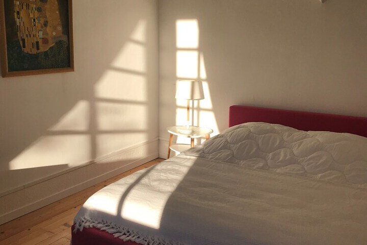 Room 15 of 16
