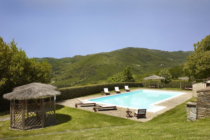 Pool Hotel