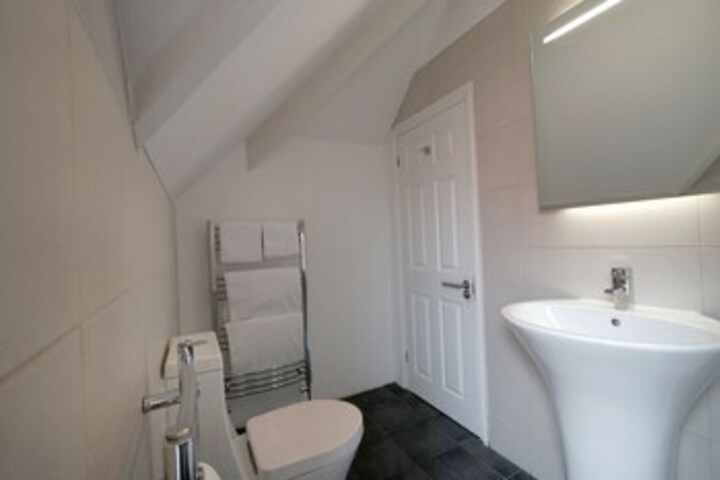 Room 2 of 13