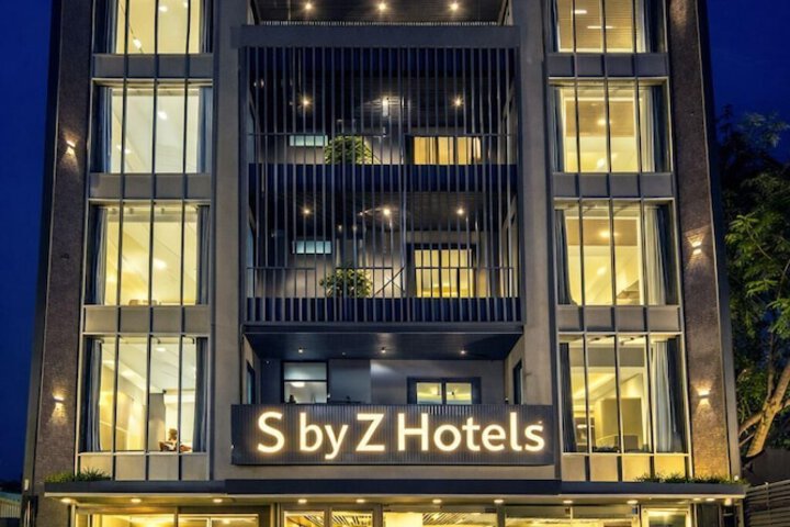 S by Z Hotels Baani Square