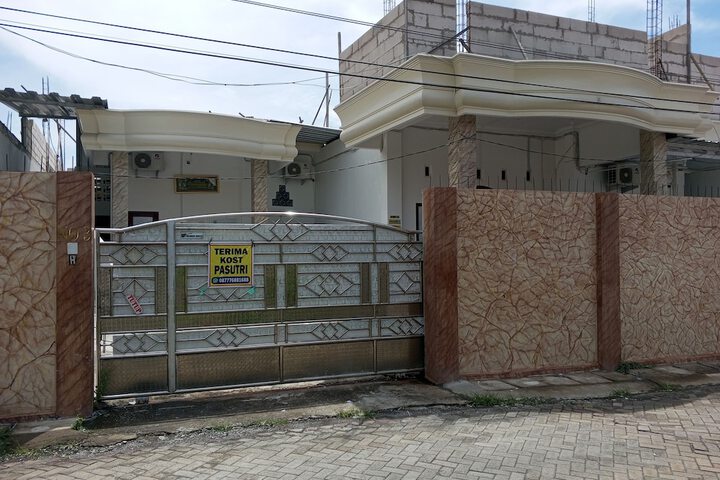 OYO Life 92543 Ratu Sakti Residence Syariah