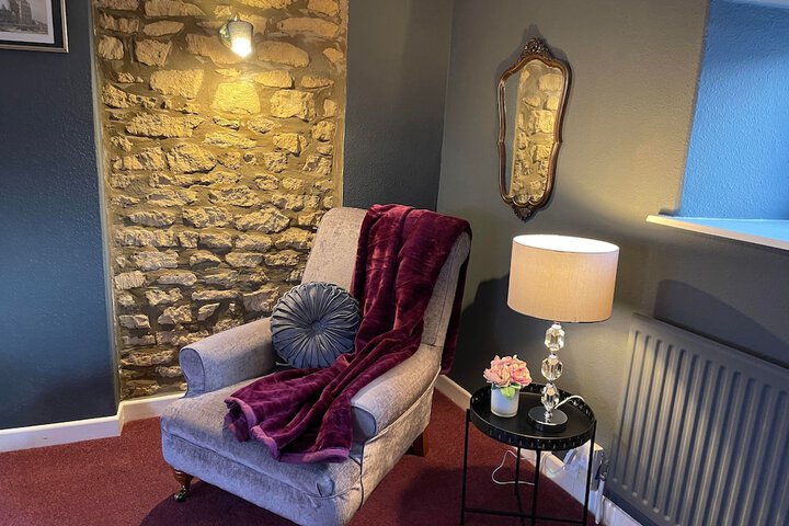 Room 16 of 29