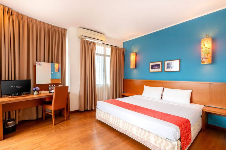 Room 16 of 30