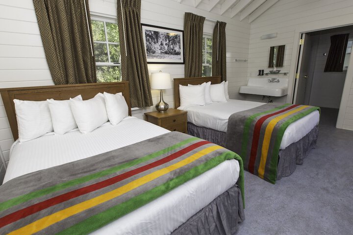 Room 16 of 25