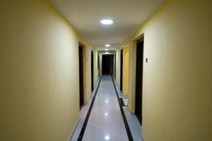 Room 11 of 13