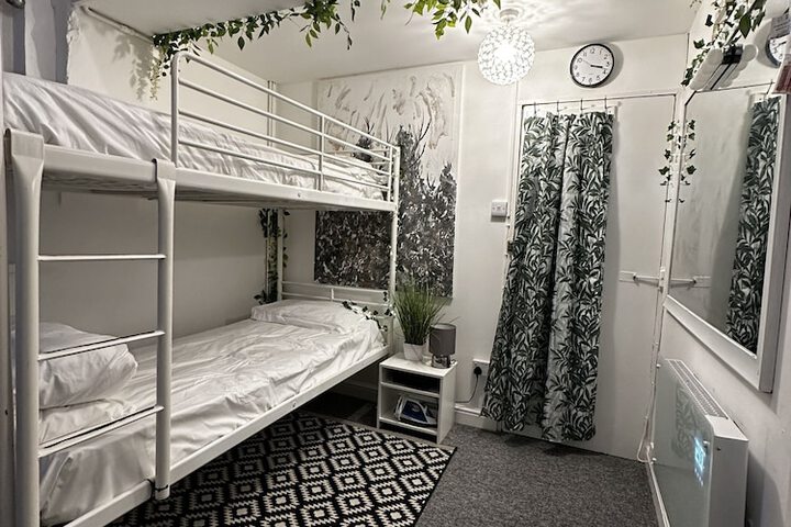 Room 132 of 167