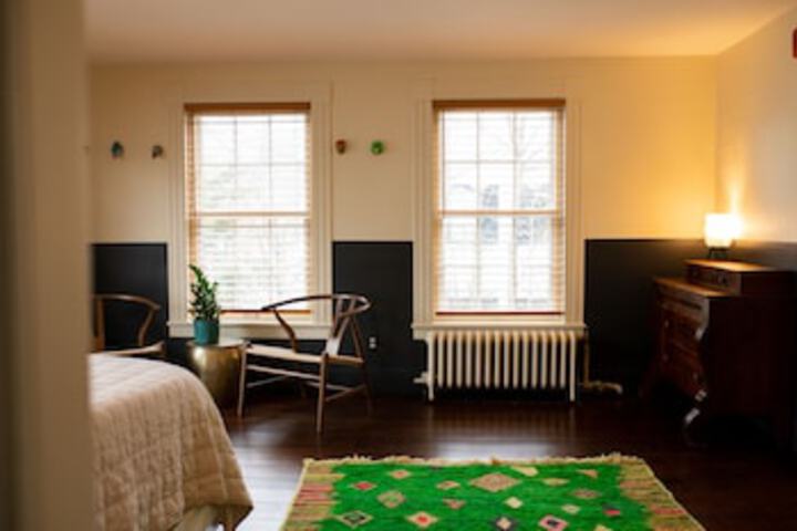 Room 22 of 126