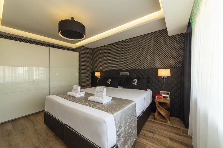 Room 69 of 645