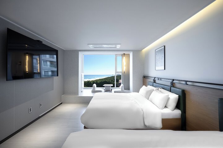 Room 45 of 89