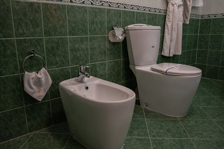 Room 30 of 50