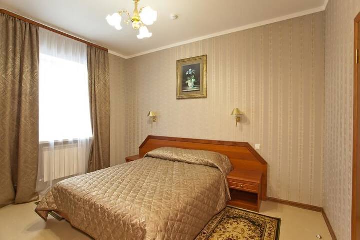 Room 5 of 31