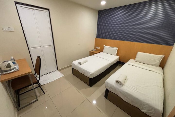 Room 25 of 101