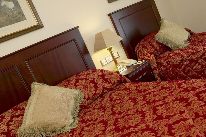Room 12 of 41