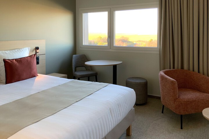 Room 25 of 56