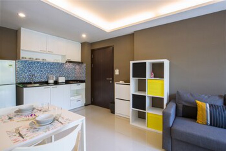 Room 18 of 29