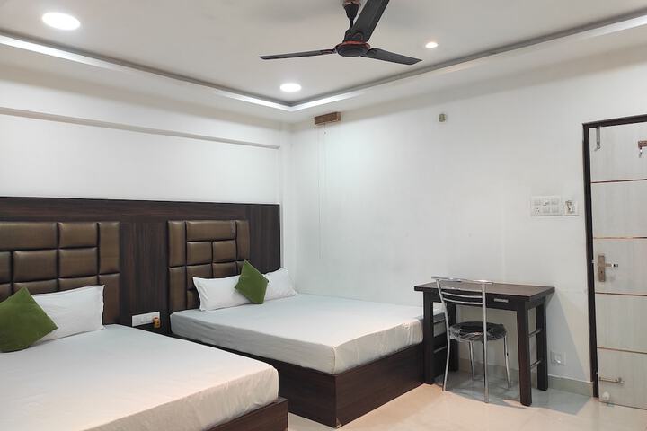 Room 16 of 47