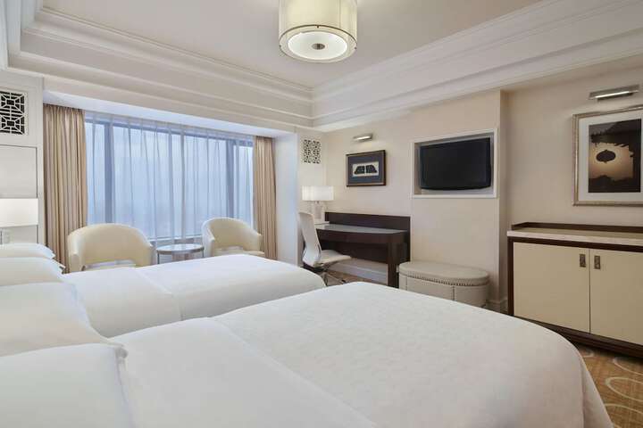 Room 19 of 77