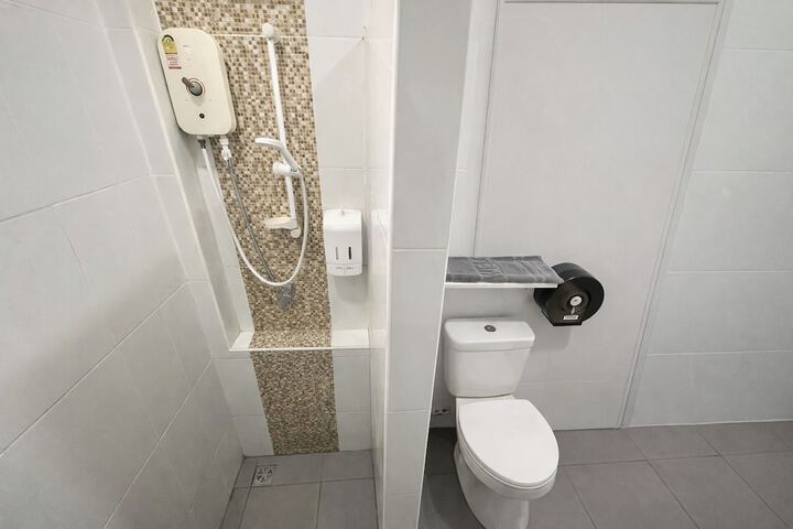 Room 20 of 34