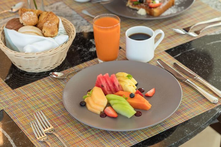 Breakfast/Coffee Service 63 of 76
