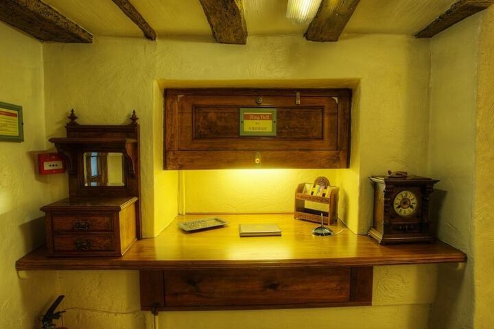 Guest Lobby