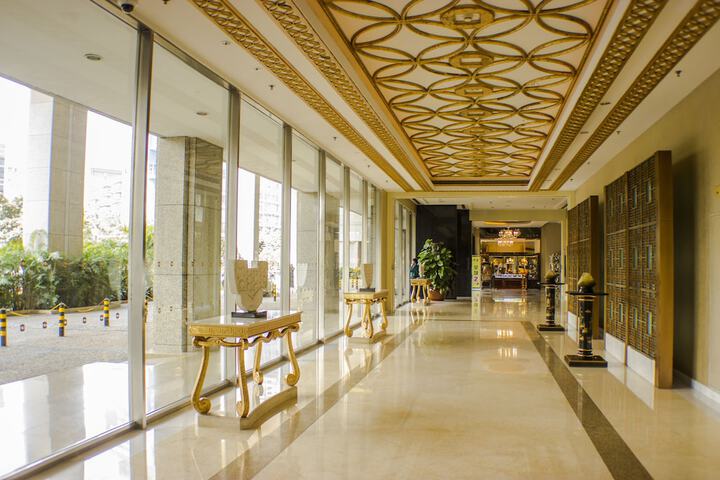 Hotel 2 of 69