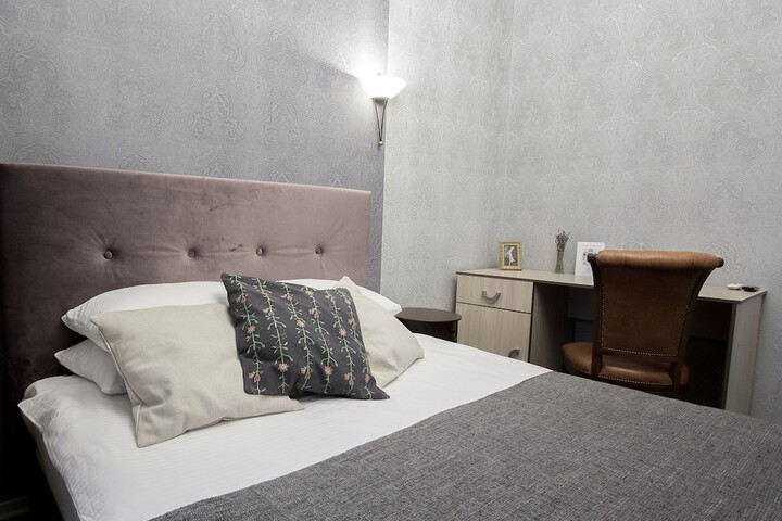 Room 22 of 39