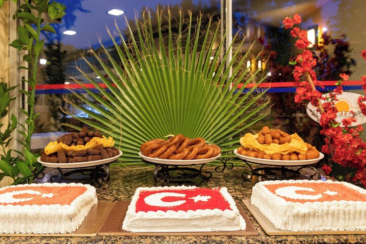 Dining Photos